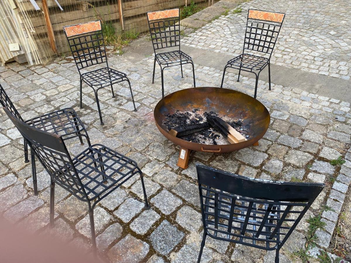 Fewo Waffenkammer Im Rittergut Leppersdorf Bei Dresden Fuer 7 Personen エクステリア 写真